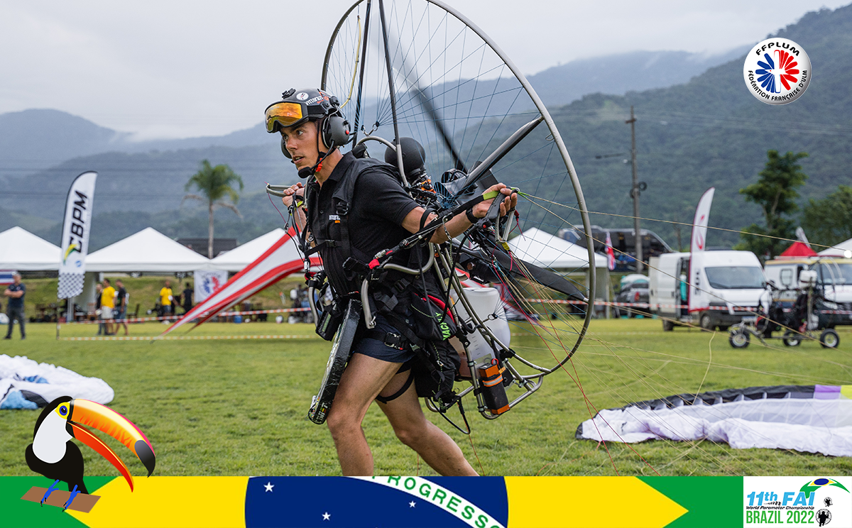 Julien Meyer taking off