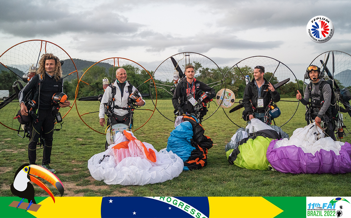 From left to right: Pascale and Sandro (Italy), Nicolas Aubert, Cyril Planton and Julien Meyer