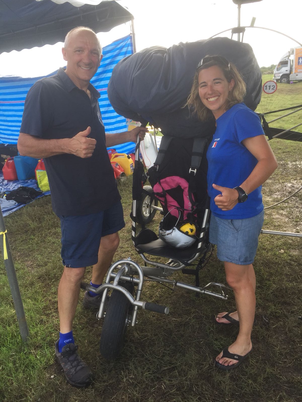 This morning, Slalom Mania clover leaves: best time for Célia and Jean in the two-seat trike